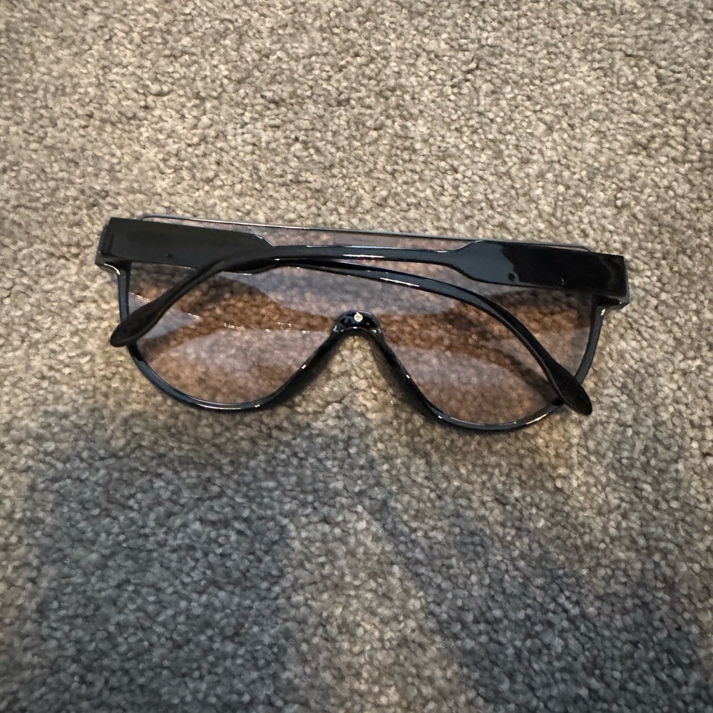 Stylish Black Sunglasses